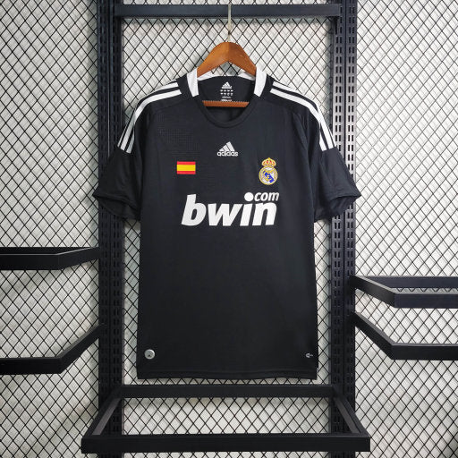 Kopie des Retro-Trikots von Real Madrid 2008/09