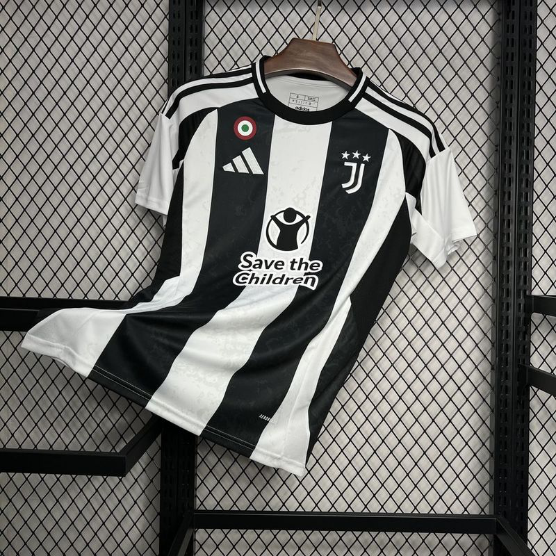 JUVENTUS HOME JERSEY WITH SPONSORS