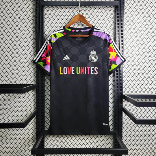 Real Madrid 2024 "Love Unites" Edition Trikot