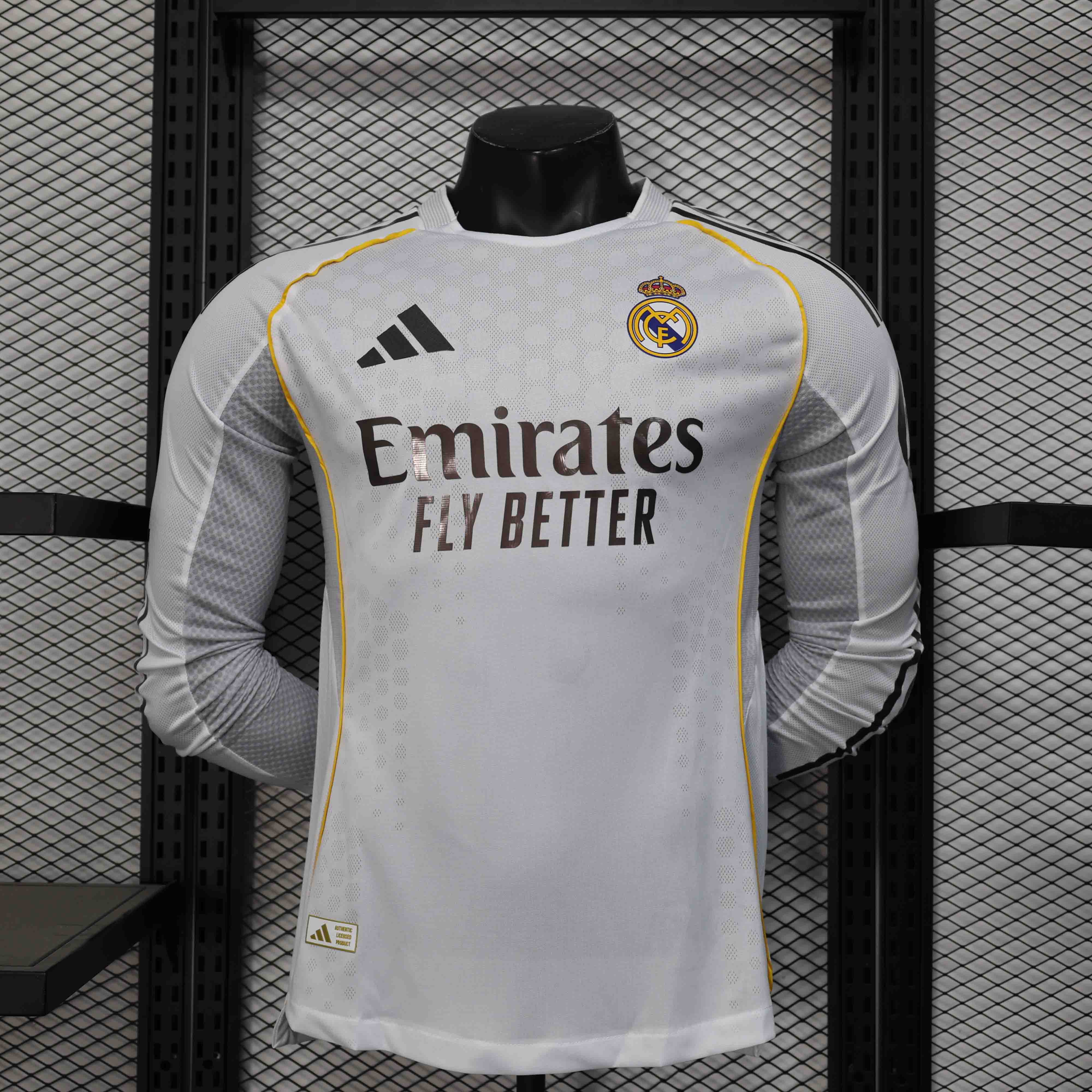 25-26 Real Madrid Langarmtrikot