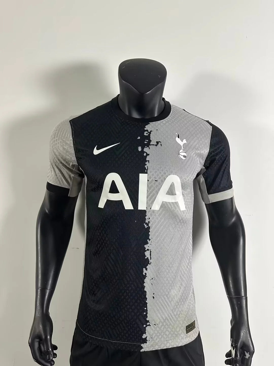 Tottenham ÉDITION BLACK DUO